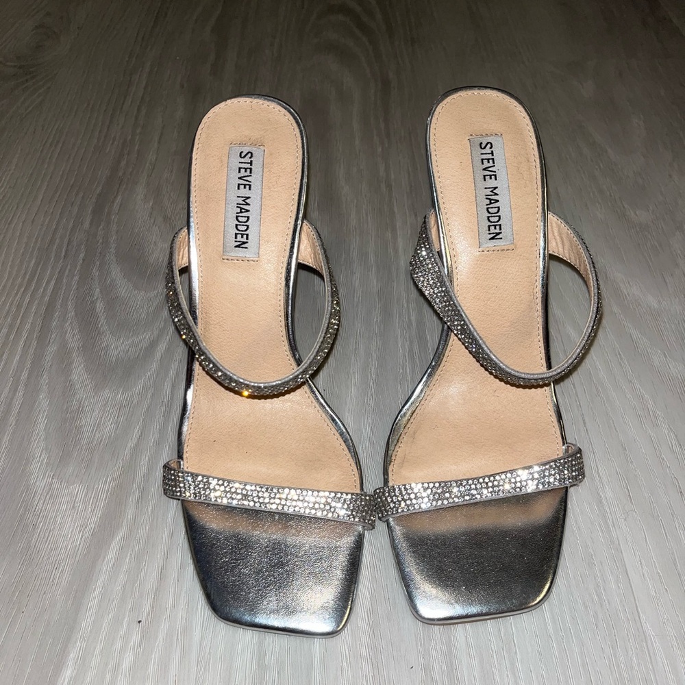 Steve Madden silver heels